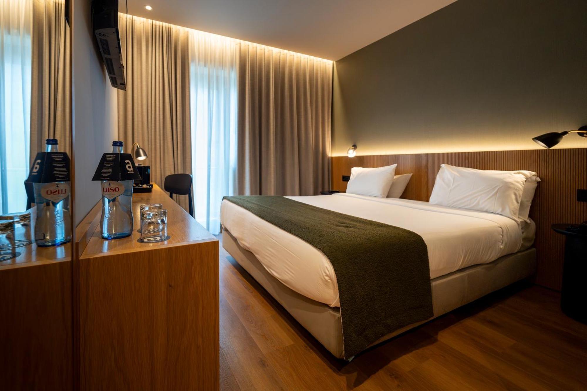 Acta The Clover OOporto Exterior foto