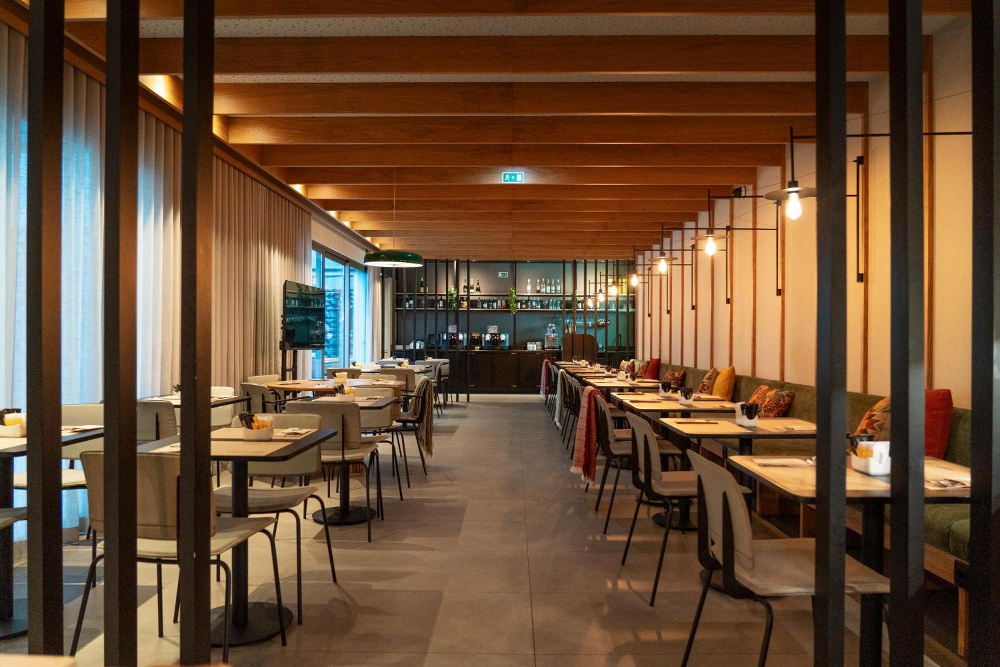 Acta The Clover OOporto Exterior foto